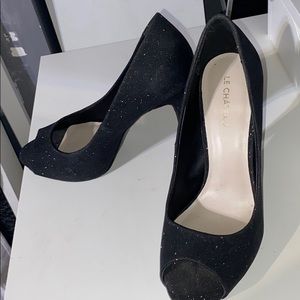 LE CHÂTEAU heels